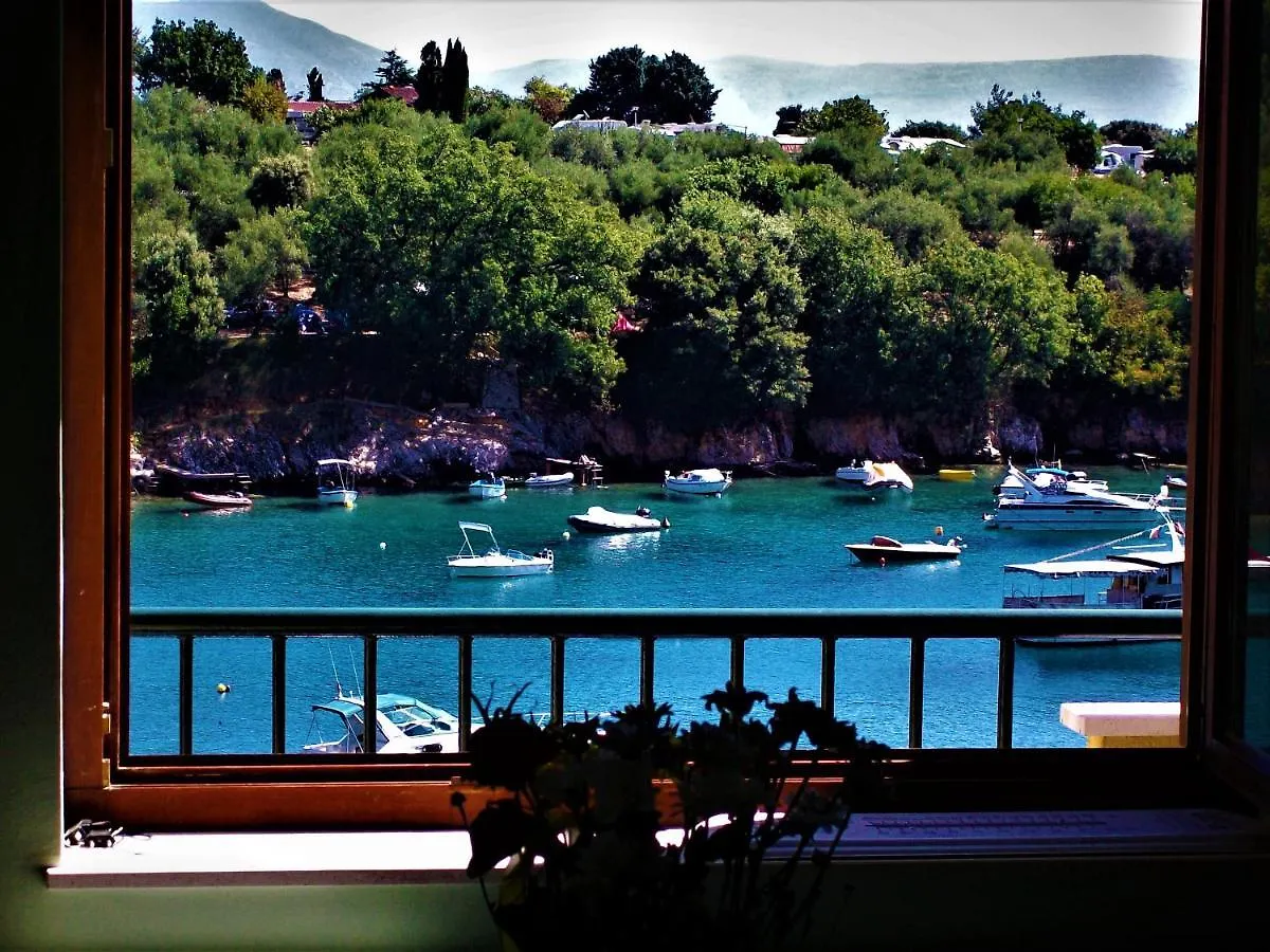 Villamar Beachfront Apartments With Free Private Parking Rabac 0*,