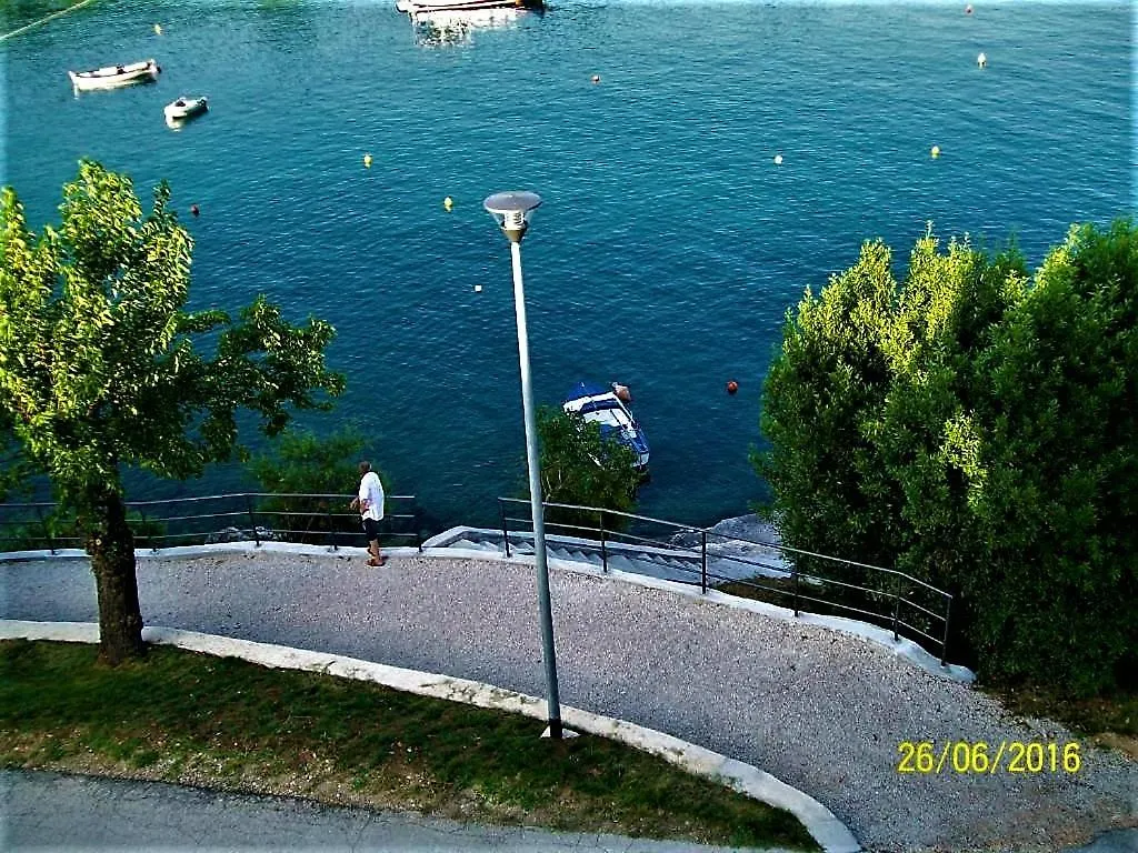Villamar Beachfront Apartments With Free Private Parking Rabac 0*,