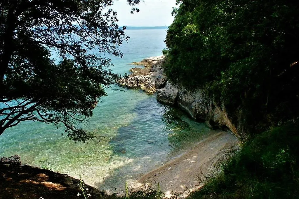 Villamar Beachfront Apartments With Free Private Parking Rabac