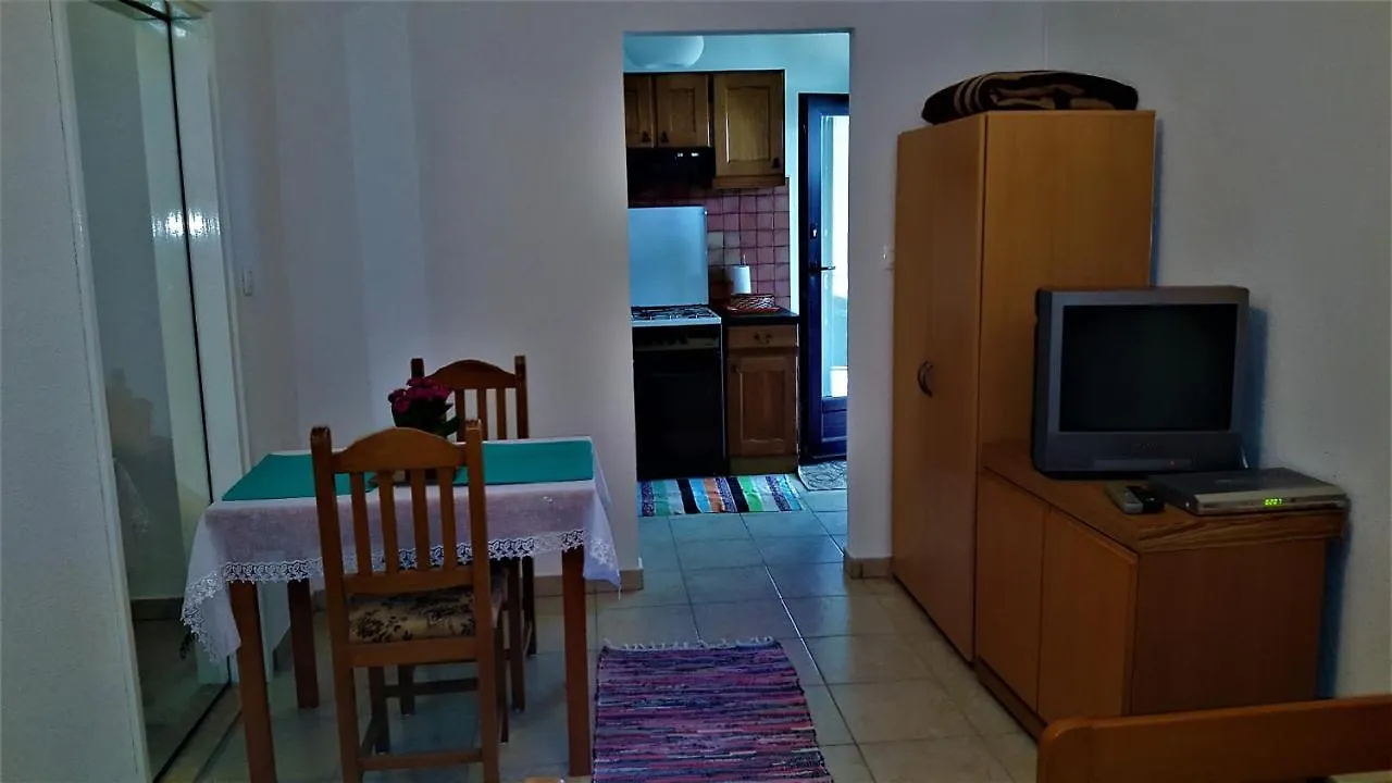 Villamar Beachfront Apartments With Free Private Parking Rabac