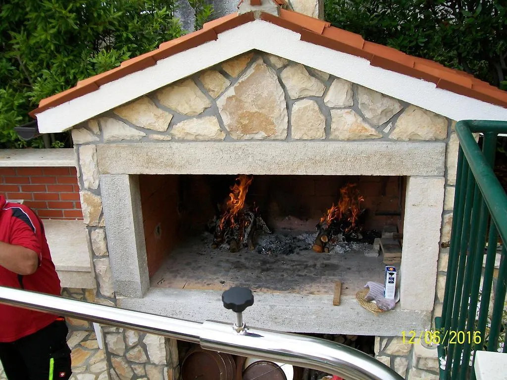 Villamar Beachfront Apartments With Free Private Parking Rabac