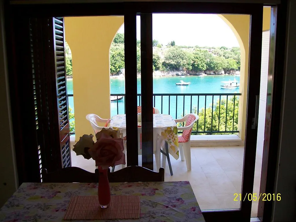 Villamar Beachfront Apartments With Free Private Parking Rabac 0*,  Chorvatsko